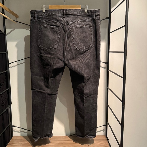 Black '90s Straight Ultra High Rise Denim (Size 18/34) - Abercrombie & Fitch - Picture 3 of 4